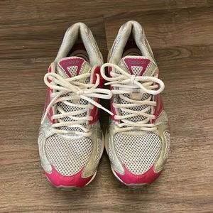 Pink, white and gray, Reebok easytone sneakers size 7